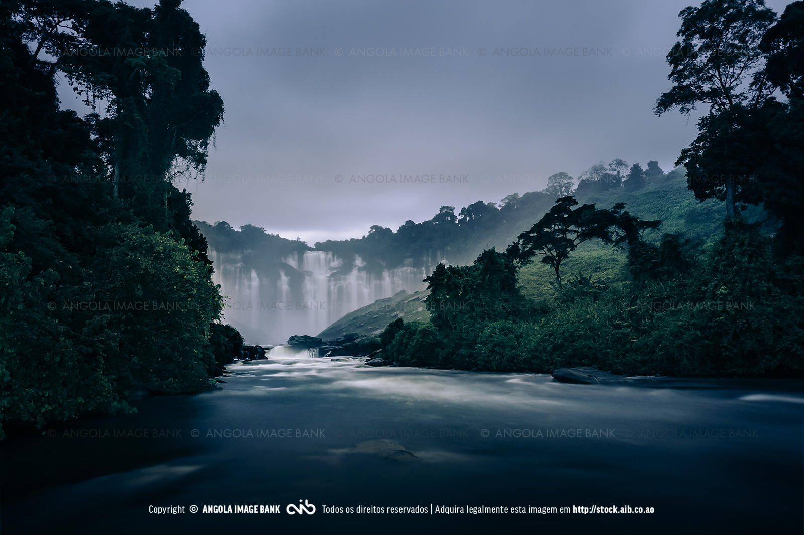 Kalandula Falls